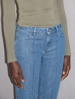 Paloma Wool no 1381 / Baltic -The Mode Nith Sales Store baltic low rise jeans front rib detail textured denim 02 26d92b80 3f46 49e8 b761 bf9bc0f8c8c4