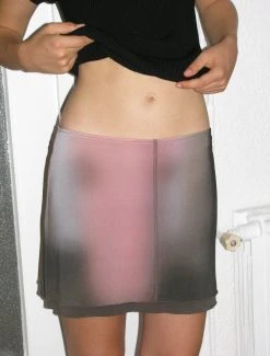 Paloma Wool no 1312 / Cow Morchis -The Mode Nith Sales Store cow morchis double layer mini skirt overlock hem details taupe 04