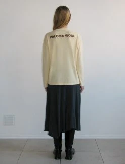 Paloma Wool no 1337 / Amolap -The Mode Nith Sales Store dieguales inside out effect long sleeved tshirt ecru 04 ade91074 6be3 4348 a4f2 b07873816088