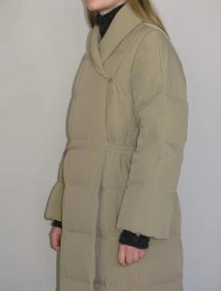 The Mode Nith Sales Store -The Mode Nith Sales Store etherea oversize long recycled down jacket khaki 01 6cb29046 b58d 4749 9fd6 36474354314c