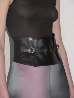 Paloma Wool no 1321 / Lucio