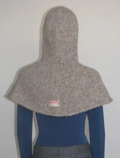 Paloma Wool no 1407 / Marina -The Mode Nith Sales Store marina warm soft knitted hood cape taupe 4 1ef878fa 8421 4c34 be99 db3355fda959