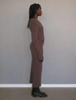 Paloma Wool no 1398 / Martini -The Mode Nith Sales Store martini fitted long tube skirt slightly fuzzy brown 05 4536b27a fd45 4b23 81ee 70e28b6d7e0b