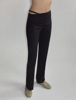 Paloma Wool no 1198 / Nicos -The Mode Nith Sales Store nicos prinstripe pants asymmetric waist strap 2
