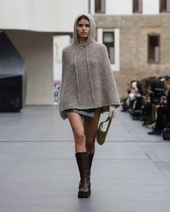 Paloma Wool no 1408 / Moana -The Mode Nith Sales Store palomawool aw22 look 01