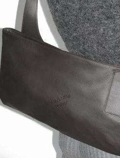 Paloma Wool no 1328 / Pillow -The Mode Nith Sales Store pillow long shaped shoulder bag brown 04 249c7161 aef8 4b93 b6ec c176d9bda5e0