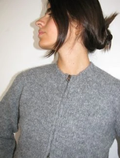 Paloma Wool no 1361 / Salimos -The Mode Nith Sales Store salimos soft knitted zipper cardigan intarsia grey5