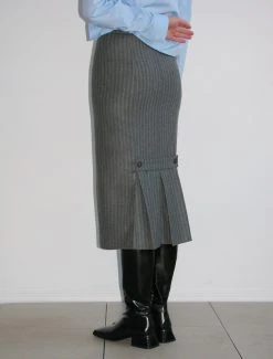 Paloma Wool no 1413 / Turbulence -The Mode Nith Sales Store turbulence fitted midi skirt opening flare grey 03 0d9b4403 7ac3 459f a999 2752cef0be9c